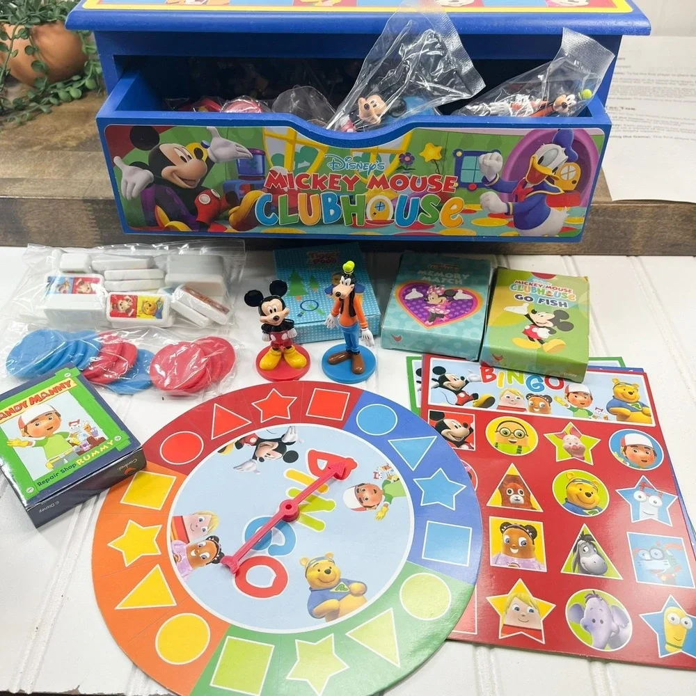 Disney Mickey Mouse Clubhouse Game House w/8 Games‎ Mickey and Goofy Pieces